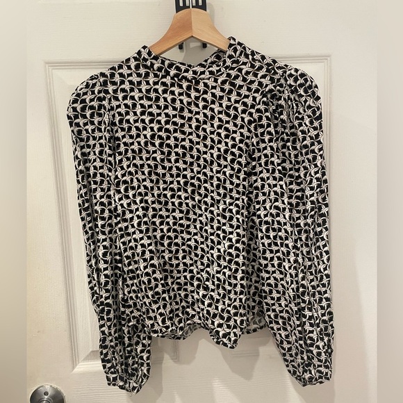 & Other Stories Tops - & Other Stories Chic Black and White Patterned Women's Top